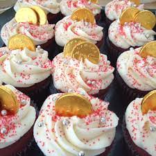 Chinese new year themed desserts. Chinese New Year Cupcakes Chinese New Year Cake New Year S Cupcakes Chinese New Year Party