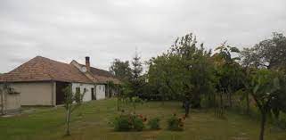 schones bauernhaus in einem kleinen ort in dorf bakonysag kleine orte bauernhaus orte