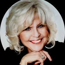 Cheri Taylor's Instagram, Twitter & Facebook