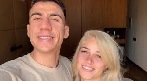 Η νέα φωτογραφία του 18 ημερών γιου Ελληνίδας τραγουδίστριας!