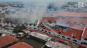 Teks berita pendek mengandung unsur 5w 1h pendidikan banjir artikel naskah laporan berita terkini terbaru. 7 Contoh Teks Berita Singkat 2018 Tentang Bencana Alam Pendidikan Sekolah Kecelakaan Dan Kebakaran Sesuai 5w 1h Beserta Strukturnya Ranking Kelas