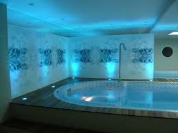 La piscine (intérieure ou non, couverte ou non) est constitutive d'emprise au sol. Avant Apres 1 Spa Emerge Dans 1 Sous Sol