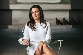 Η όλγα κεφαλογιάννη συνόδευσε την φωτογραφία από τον γάμο της με μερικά λόγια αγάπης Olga Kefalogiannh Pozarei Me Tis Koykles Adelfes Ths Eidhseis Pagenews Gr