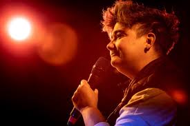 Jimena Márquez estrena "El desmontaje" y hace un pacto de silencio con el  público