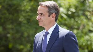 Η διατύπωση απειλής απολύσεων για ανεμβολίαστους από την υφυπουργό δόμνα μιχαηλίδου προκάλεσε την οργή και την άμεση παρέμβαση του μεγάρου μαξίμου. Poia Einai H Nea Yfypoyrgos Koinwnikhs Allhleggyhs Domna Mixahlidoy Mononews
