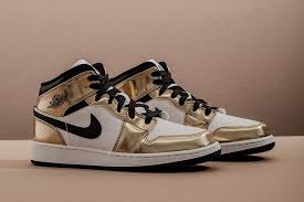Air jordan 1 mid premium white ice $ 160.00 $ 100. Air Jordan 1 Mid Metallic Gold Release Date Hypebeast