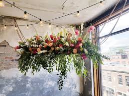 We specialize in custom floral arrangements for your home, special events, workshops, weddings, and everyday flower deliveries. Kansas City Wedding Florist Elegant Wedding Flowers Kc
