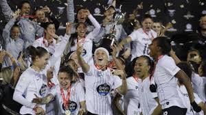 Copa do brasil🏆2016 com gols de gabi zanotti e crivelari o corinthians empatou o segundo jogo da semifinal do paulistão e. Corinthians Se Consagro Campeon De La Copa Libertadores Femenina Mundo D