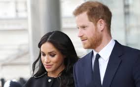 Zuvor war bereits spekuliert worden, dass der j�ngste nachwuchs des paares nach harry verstorbener mutter, prinzessin diana, benannt werden k�nnte. Herzogin Meghan Und Prinz Harry Verbringen Babymoon In Traumhotel Auf Dem Land