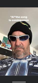 Revis Johnson (@EgiziJohn)