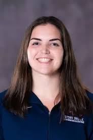 Anna Bischoff's Instagram, Twitter & Facebook