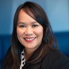 Leona Lam's Instagram, Twitter & Facebook