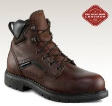 1000 feet in under 4 seconds at 330 mph red wing shoes has joined the john force race team for the end of the 2018 season. Red Wing Boots Malaysia Coltford Boots