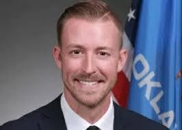 Kyler Dowell's Instagram, Twitter & Facebook