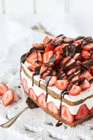Erdbeer Schoko Quarkherz Muttertag Einfacher Nachtisch Kuchen Und Torten Valentinstag Essen