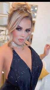 Tis the season to sparkle 💎. Ready to give all the wrong directions .  💋👠🪄🎄✨. , #LA #BH #BeverlyHills #BeverlyHillsWorkParty #LosAngeles  #LAGirl #ImJustAGirl #LifeIsBetterInHeels .