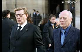 Cette décision revêtait une telle importance pour deng qu'il confiât le haut commandement de cette invasion à son compagnon de longue date, vétéran de. Yves Saint Laurent Et Son Compagnon De Longue Date Pierre Berge Purepeople