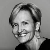 Wendy Slusher's Instagram, Twitter & Facebook