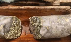 Gold identified close to surface near Nestor Falls