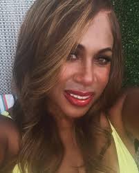 April Kidd's Instagram, Twitter & Facebook