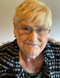 Obituary information for Pauline Mavis Wallace