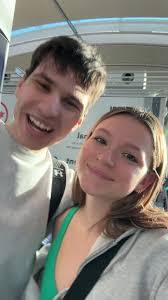 Mandy Temple's Instagram, Twitter & Facebook