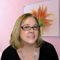 Shari Stephens's Instagram, Twitter & Facebook