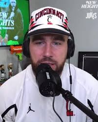 @zimwhodey's video Tweet