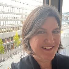 It's been a wonderful week at the Shard with Warwick Business School, for  module 4 "Leading People through Change and Disruption". 4 days full of  creativity, change management tools, innovation…