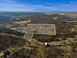 Martha Tomlin-McCrary real estate agent, Columbia