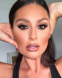 Signature TV Online Makeup Tutorials Review