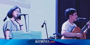 Are you see now top 10 yang yang patah tumbuh yang hilang berganti results on the web. Lirik Dan Chord Lagu Yang Patah Tumbuh Yang Hilang Berganti Dari Banda Neira