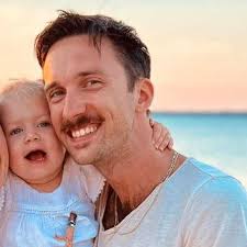 Olivia Fuller and Tim Cook's Wedding Website