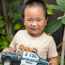 1995 Road Rippers Every Winch Way Towing Service with light and sound....