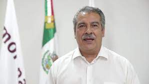 Orgulloso de mi tierra michoacana, maestro normalista de formación, hombre de. Fnydewso Isogm
