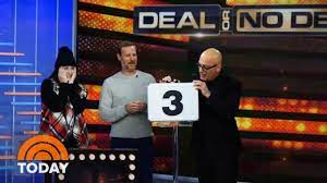 Howie Mandel Hosts Mini Edition Of 'Deal Or No Deal' | Today - Youtube