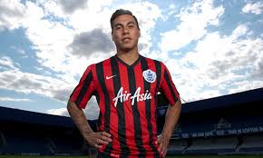 Vargas, 24, joined qpr on a deadline day. Qpr Complete Signing Of Napoli Striker Eduardo Vargas On Season Long Loan Deal Daily Mail Online