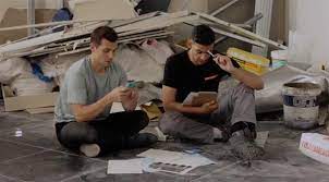 Alors qu'elsa se rapproche dangereusement de sa cible, eliott se sent utilisé. Eliott Et Akim S Entraident Pour Le Bar Gimenez Drague Elsa Un Si Grand Soleil 15 10 2019 Un Si Grand Soleil Nouveautes Tele Com