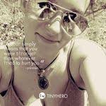 Deidre Wiggins's Instagram, Twitter & Facebook