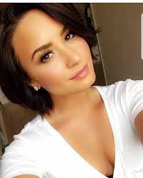 Самые новые твиты от demi lovato (@ddlovato): Pin On Short Hair Styles