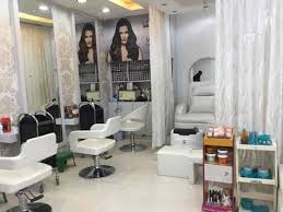Our hair salon is located near concordia university and guy concordia metro station. Indulge The Salon Body Massage Centres Book Appointment Online Body Massage Centres In College Square Cuttack Justdial