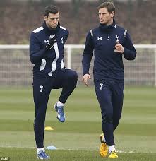 Gareth bale lifestyle, school, girlfriend, house, cars, net worth, salary, family, biography 2017celebrity facts. Gareth Bale Baby Daughter Called Alba Violet The Same Avb Initials As Andre Villas Boas Daily Mail Online