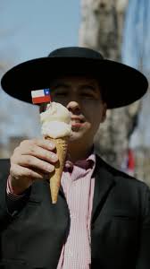 Uyuiii!!! No te asustes si te tomas un terremoto y lo confundes con nuestro  helado 😍🔥🔥🔥 Felices fiestas patrias 🇨🇱🇨🇱🇨🇱 #SaboresvanTreek  #Helados #Terremoto #18 #FiestasPatrias #Rancagua #Machali #Rengo #Mostazal  #Graneros #Codegua #Coltauco #