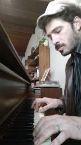 Para mi compañera que está lejos, Ain't no Sunshine when she's gone..., .,  ., ., ., ., #clasico #greatsong #rock #piano #solista #pianovoz