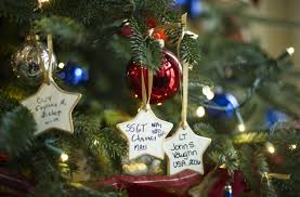 Finde die besten angebote für christmas decorations und spare zeit & geld. Michelle Obama Unveils 2013 White House Holiday Decorations