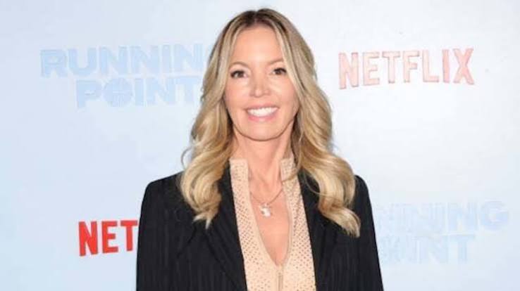 Jeanie Buss says family sale to new Lakers owners is 'void' | Yardbarker