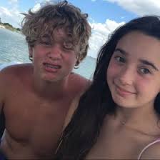 Ellie Higgins (higgsabeth)