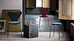 Der serie 7 stuhl von arne jacobsen. Samtig Limited Edition Arne Jacobsens Stuhl Serie 7 Bei Fritz Hansen In Samt Schoner Wohnen