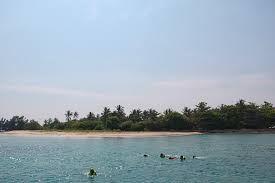 Sep 19, 2020 · lapangan permainan berbentuk persegi panjang secara rincian ukuran lapangan bola basket mini adalah seukuran lapangan bola voli yaitu 18 x 9 meter. Pulau Oar Pulau Mini Di Ujung Kulon Indonesia Kaya