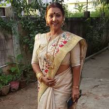 Dmk president m k stalin on sunday requested congress leader rahul gandhi to stitch an alliance against the bjp at the national level, like the combine led by his. Fathima Babu Wiki Family Age Photos And The Rape Case Against M K Stalin
